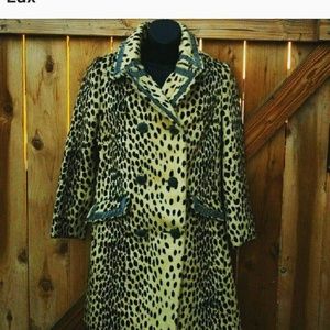 VINTAGE CHEETAH PRINT COAT